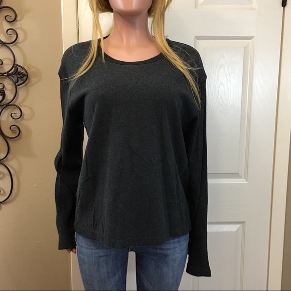 mac & jac Sweaters - Mac & Jac gray ribbed detail sweatshirt